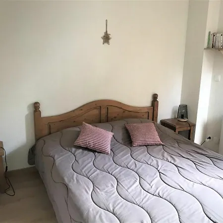 Chalet Mitoyen Renove 3 Pieces, 7 Pers, Terrasse, Parking, Animaux Admis - Fr-1-504-69 *